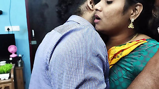 Mallu Girl in Half Saree Hot Lip Lock Romance with Desi Malayali Couple