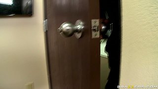 The Long Dildo Of The Law With Yurizan Beltran, Shay Sights - Brazzers