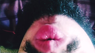 Superheroe Kisses