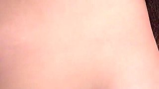 Oiled on the Table, Maiko Kobayashi Exposes Her Navel... and What Comes Out Smells Like Raw Fetish