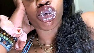 Biiggjuiccyfruit aka biiggjuiccyfruit OnlyFans - My first