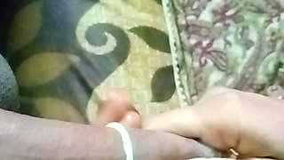 18 Year Old Slim Hot Lady Ready to Fuck Her Stepbrother. Indian Village Desi Hot Girl Tight Pusssy Fuking XXX Video in Hindi. in