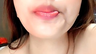 Blonde tight pussy babe solo toy fun in glamour masturbation