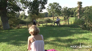 Naughty french mature slut gets ass nailed with cum and pissing to mouth in threesome outdoor