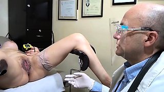 The doctor makes her cum