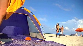 Amateur girlfriend fingered and rammed outdoors at the beach