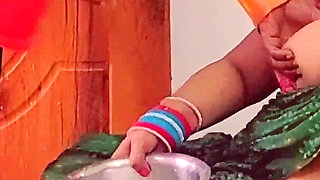 Angry Milkman Caught Hot Housewife and Fucked Her Hard.
