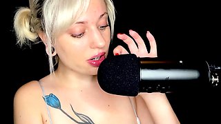 Blonde tight pussy babe solo toy fun in glamour masturbation