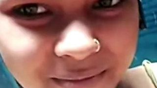 Pakistani Hindu Desi Local Village Teen Girl Outdoor Xxx Video, Indian beautiful village girl outdoor sex video