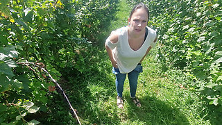 German milf gets her holes stuffed while berry picking and leaks completely