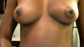 Beautiful Black Amateur Twerking Her Big Ass on Webcam