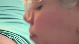 Me Encanta Que Mi Culona Latina Hermanastra Me Chupe La Polla Y Me Deje Metersela Por Su Estrecho Y Rico Culo.