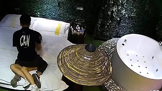 Amateur couple hidden cam