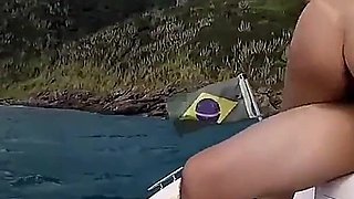 Peituda Fode Na Lancha