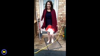 Naughty Mature Brie Loves Getting Her Pussy Done In Her Garden - MatureNl