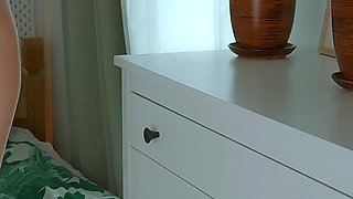 Masturbation of Elegant Chubby Wife First Thing in the Morning