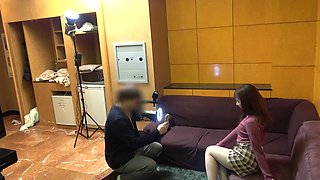 Don't have sex with your boyfriend, leaving your followers behind! Cosplay insemination that doesn't give in to serious rejection! [Airi (21)]