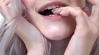 Chubby blonde brianna solo masturbation