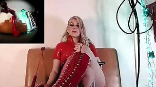 Blonde emo amateur solo masturbation