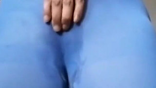 Alert: I Break My Clitoris While Fingering Myself. I Squirt 10 Times.