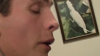 Bella Brookes gets her pussy masturbated and does perfect blowjob