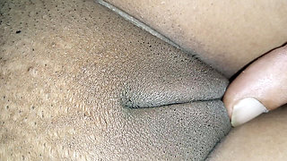 Indian Muslim College Girlfriend Hindi Desi Boyfriend to Super Sexy Handjob