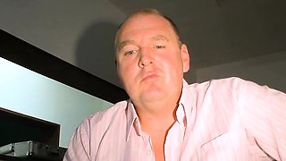 Natural milf in nylons at a sex casting