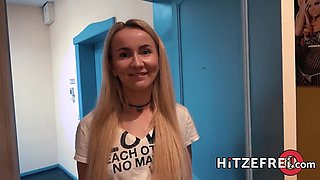 Max Maynard gets milked off by Tania Swank - Hitzefrei