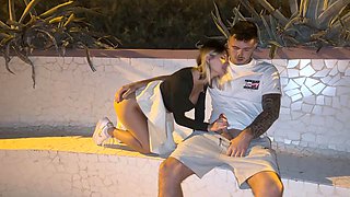 Outdoor encounter with a stranger sans underwear gets interrupted by passers-by