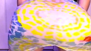 Webcam fun mature brunette with toys cum on cam