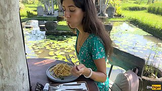 Mukbang, toilet blowjob, pasta