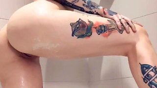 Big boobs milf masturbates with her dildo