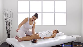 Lesbian Porn Natural Body Babes Covered In Oil