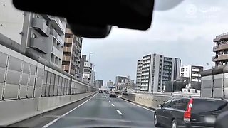 清純派の小顔美女が素人男性からおっぱい舐められ、お返しの妖艶なフェラ