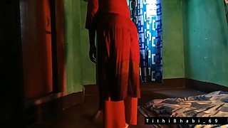House Worker Giving Handjob To Her Owner