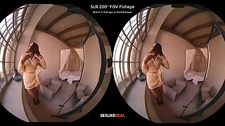The Body of a Bombshell - StasyQVR