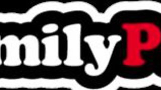 Riley Reid knows how big knob feels like