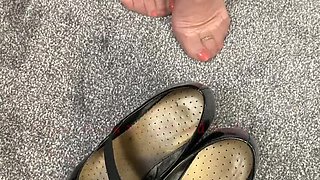 Hot Mature Granny Shows Off Her Big Natural Tits in Vintage Corset & Stockings - Foot Fetish Fun