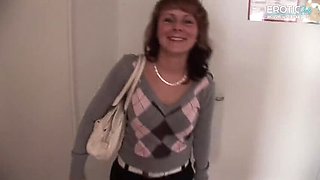 Stacy Silver Shows Her Big Natural Tits - Hot MILF Fucking in HD