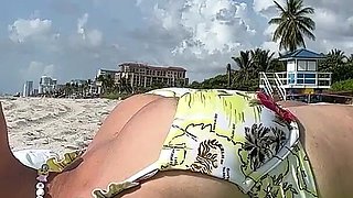 Reell - Smoking Bikini Goddess of Miami Beach