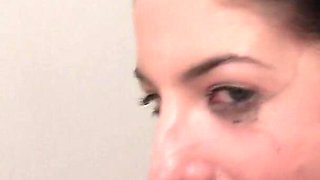 18yo Bobbi Does Her First Ever Video