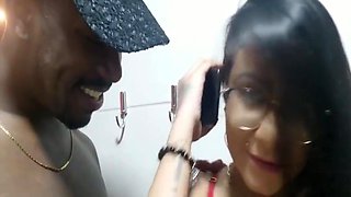 Cunhadinha Veio Sentar Na Piroca Escondido No Banheiro 5 Min With Morena Gostosa And Amanda Souza