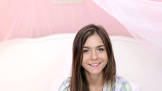 SMALL TIT BRUNETTE TATTOOED TEEN GIRLFRIEND CAUGHT IN SHOWER