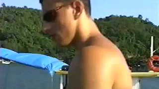 Beautiful and hot brunette moaning and cumming giving the pussy and the cusinho very tasty for Leo: Porn