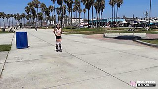 A couple of teenage lovers skates together and then has a wild bang at home