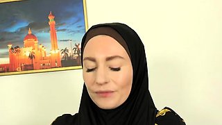 SexWithMuslims E Lauren Black CZECH