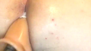 Curvy Slut Gets Fucked with a Sex Machine While Smoking