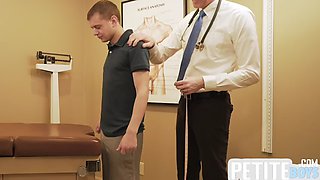 Skinny gay boy fucked bareback in the infirmary by the doctor after blowjob