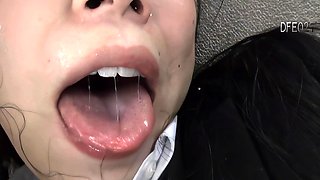 Hot Japanese Blowjob and Cumshot