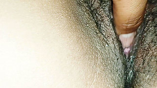 Pinay Girlfriend watches porn while I play her pussy